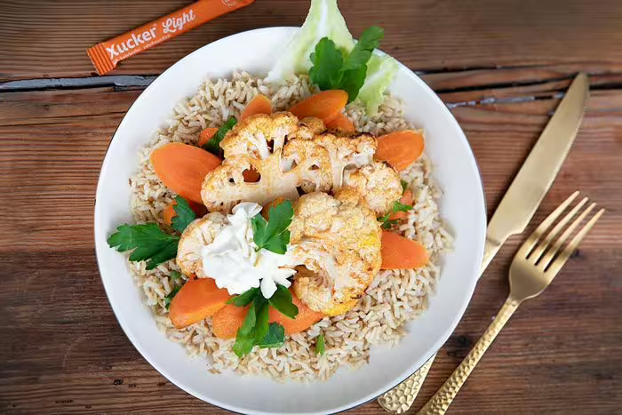 Cauliflower schnitzel with horseradish and carrots