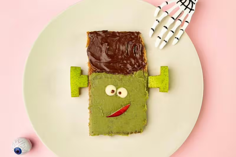Halloween finger food - Frankenstein toast