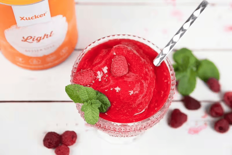 Raspberry sorbet without added sugar
