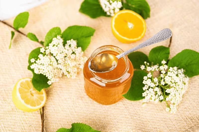 Elderflower jelly with gelling sugar