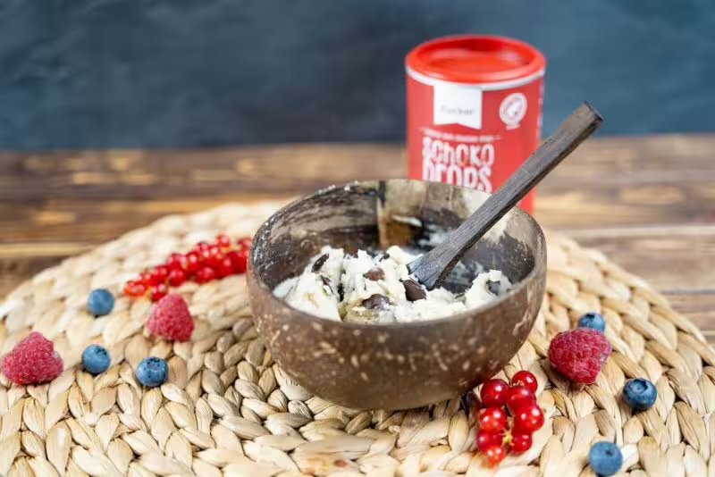 Edible raw cookie dough – low-sugar and vegan