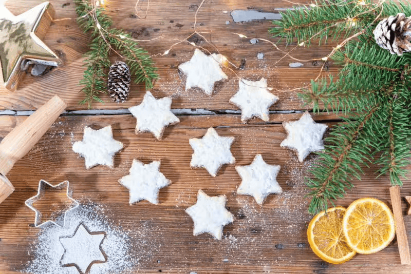 Low-carb cinnamon stars