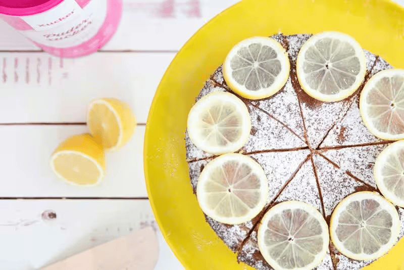 Low carb lemon cake