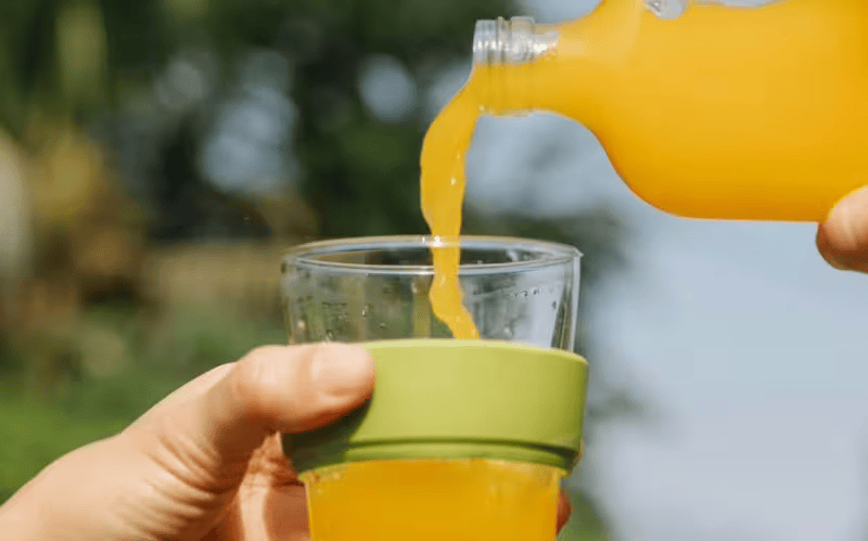 Isotonic drink with orange