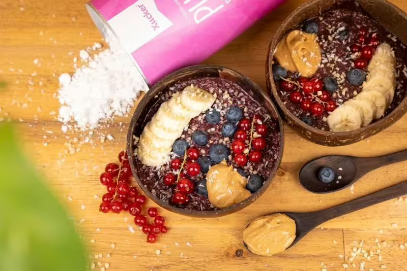 Vegan açai overnight oats