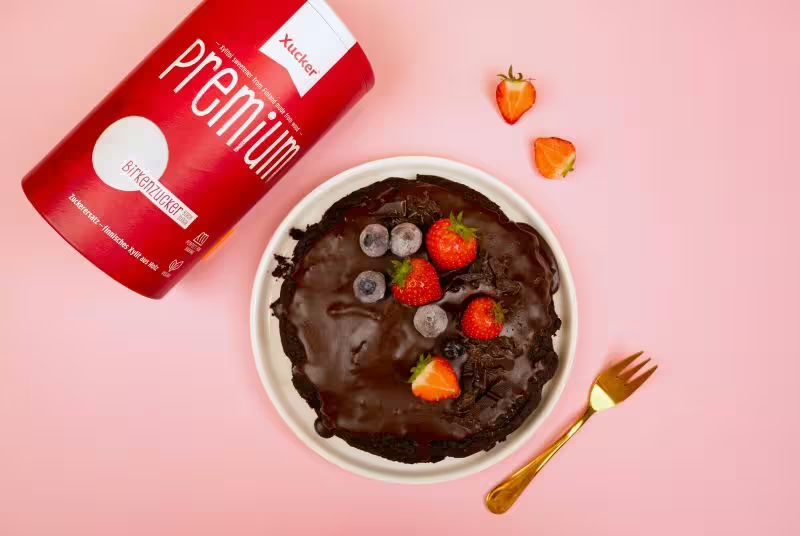 Vegan flourless chocolate cake