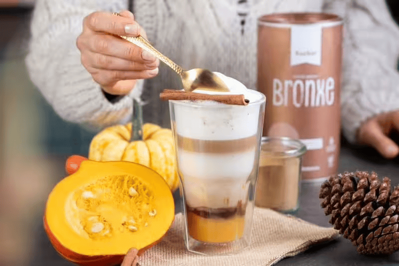 Vegan pumpkin spice latte